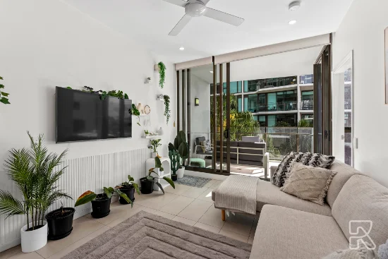 30709/24 Stratton Street, Newstead, Qld 4006