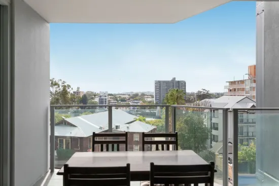309/18 Thorn Street, Kangaroo Point, Qld 4169