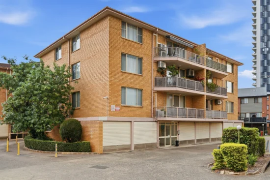 31/1 Riverpark Drive, Liverpool, NSW 2170