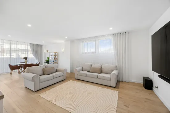 311/6 Pine Tree Lane, Terrigal, NSW 2260-Image
