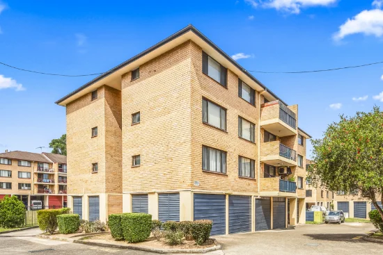 32/7 Griffiths Street, Blacktown, NSW 2148