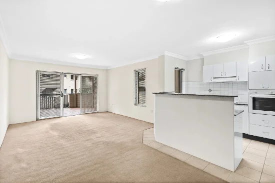32/84-88 Glencoe Street, Sutherland, NSW 2232-Image