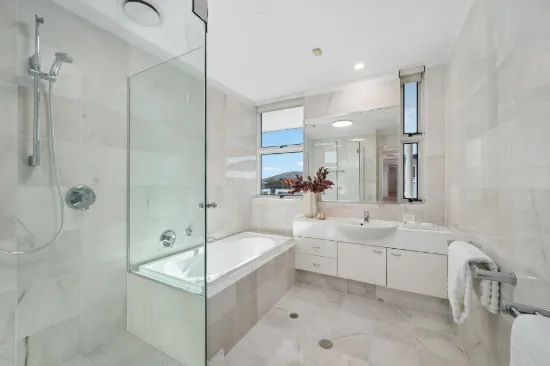 320/190 Swann Road, Taringa, Qld 4068-Image