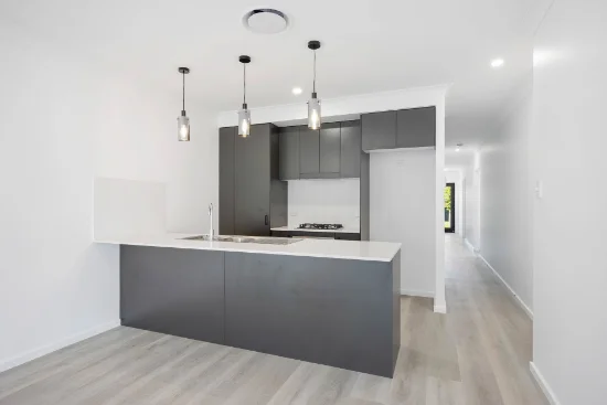 32b Sovereign Drive, Thrumster, NSW 2444