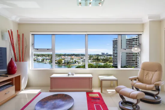 33/12 Commodore Drive, Paradise Waters, Qld 4217