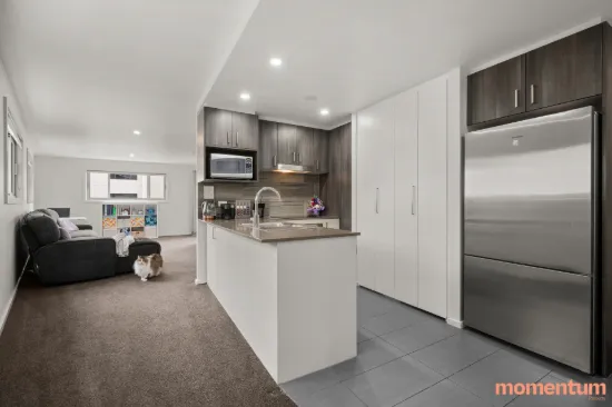 33/35 Oakden Street, Greenway, ACT 2900