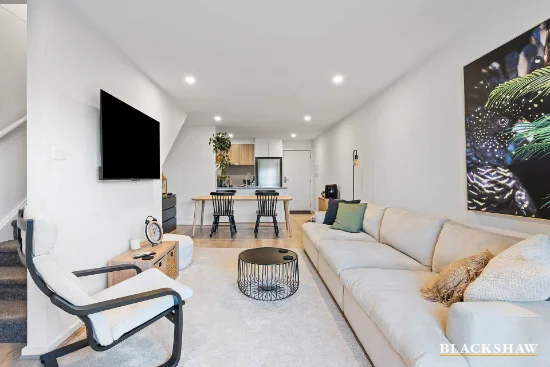 33/40 Pearlman Street, Coombs, ACT 2611