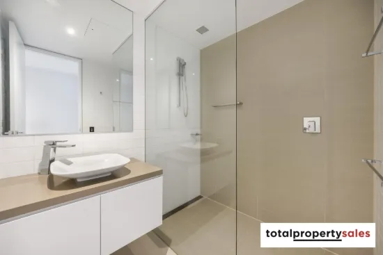 330/2 Grose Street, Deakin, ACT 2600-Image