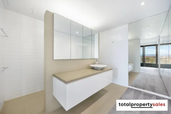330/2 Grose Street, Deakin, ACT 2600-Image
