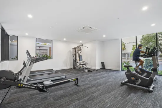 36/18 Remembrance Drive, Surfers Paradise, Qld 4217-Image