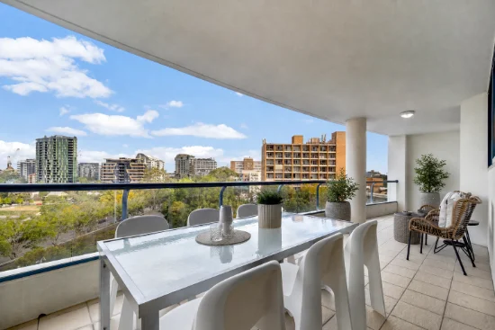 36/321 Main Street, Kangaroo Point, Qld 4169-Image