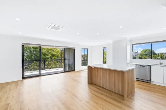 37/11-15  Kitchener Street, Coorparoo, Qld 4151