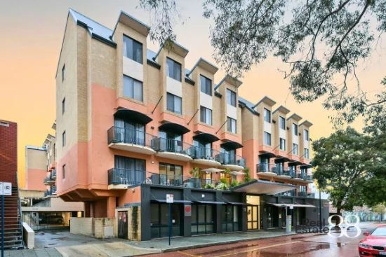 37/11 Regal Place, East Perth, WA 6004