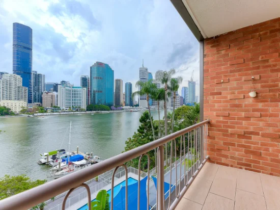 37/355 Main Street, Kangaroo Point, Qld 4169