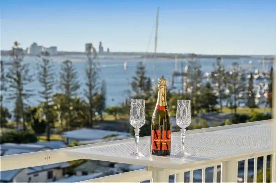 38/11-17 Hughes Avenue, Main Beach, Qld 4217-Image