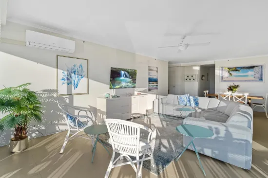 38/11-17 Hughes Avenue, Main Beach, Qld 4217-Image