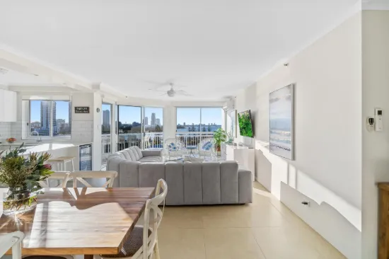 38/11-17 Hughes Avenue, Main Beach, Qld 4217-Image