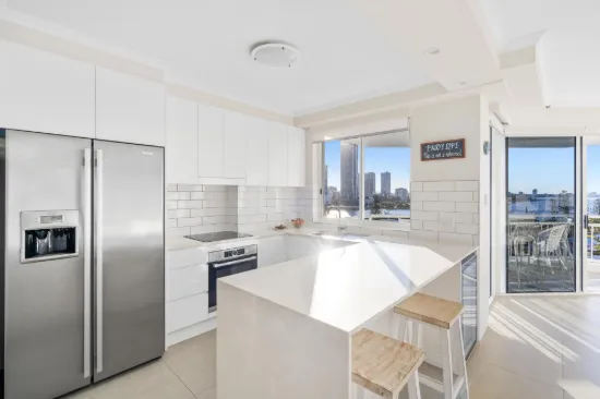 38/11-17 Hughes Avenue, Main Beach, Qld 4217-Image