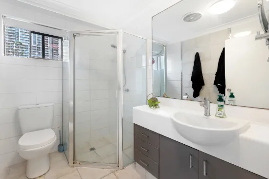 39/24 Hamilton Avenue, Surfers Paradise, Qld 4217-Image