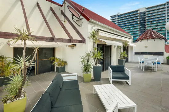 39/24 Hamilton Avenue, Surfers Paradise, Qld 4217-Image