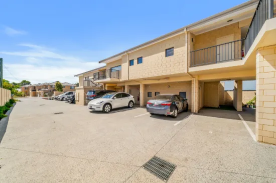 4/10 Trink Street, Cloverdale, WA 6105