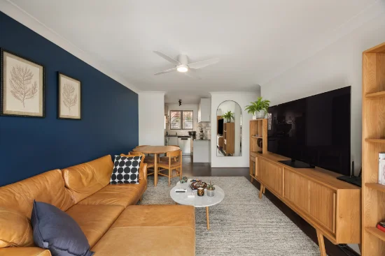 4/10 Vincent Street, Indooroopilly, Qld 4068