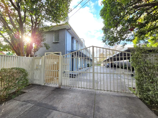 4/10 Walsh Street, Ormond, Vic 3204