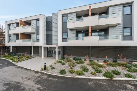 4/104 Colac Road, Highton, Vic 3216