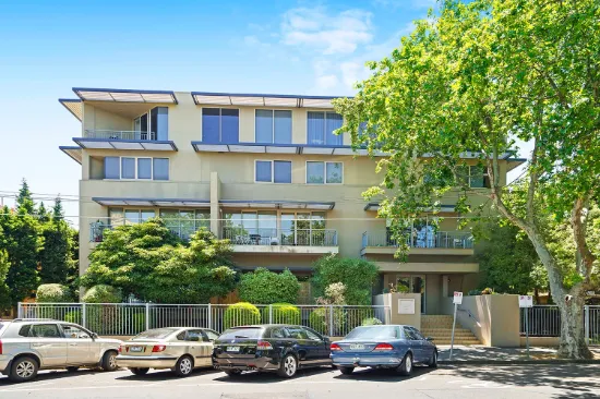 4/12 Acland St, St Kilda, Vic 3182