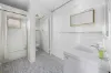 4/126 Marine Parade, Southport, Qld 4215-Image