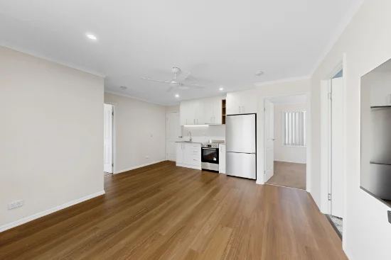 4/13 Coolview St, Manly West, Qld 4179