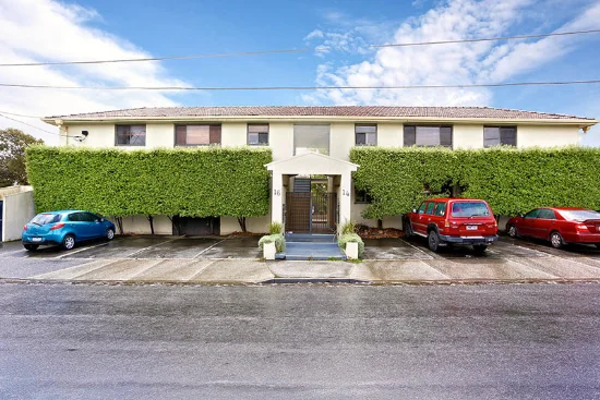 4/14 Hutton Street, Thornbury, Vic 3071