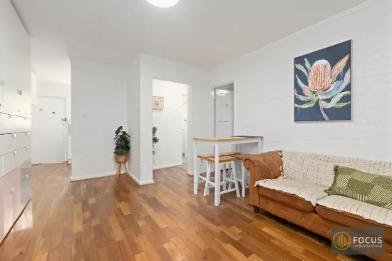4/15 Currie Street, Jolimont, WA 6014