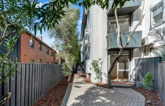 4/178-180 Barkly Street, St Kilda, Vic 3182