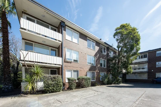 4/205 Dandenong Road, Windsor, Vic 3181