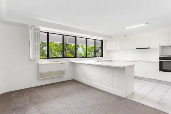 4/21 Bayview Street, Runaway Bay, Qld 4216-Image
