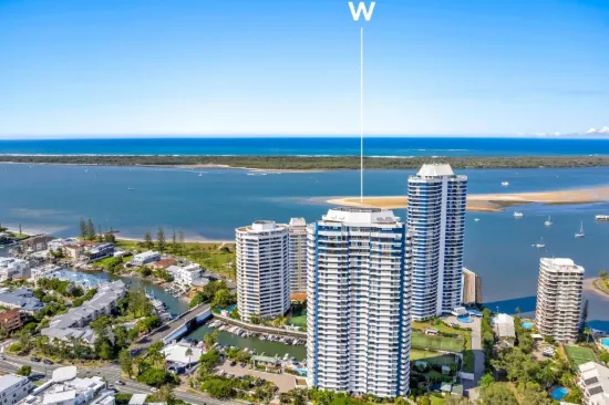 4/21 Bayview Street, Runaway Bay, Qld 4216-Image