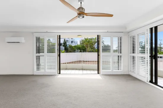 4/21 Bayview Street, Runaway Bay, Qld 4216-Image