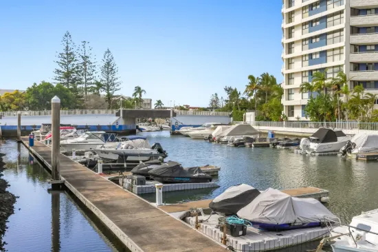 4/21 Bayview Street, Runaway Bay, Qld 4216-Image