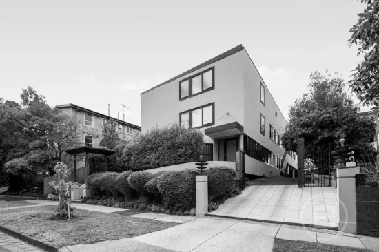 4/24 Grandview Grove, Prahran, Vic 3181