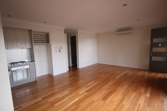 4/32 Brewer Road, Bentleigh, Vic 3204