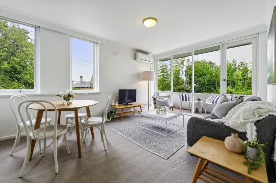 4/33 Grove Road, Hawthorn, Vic 3122