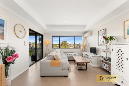 4/4 Burnley Way, Butler, WA 6036