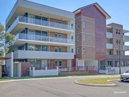 4/54 Santana Road, Campbelltown, NSW 2560