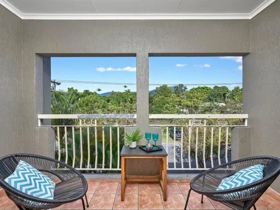 4/56 Cairns St, Cairns North, Qld 4870