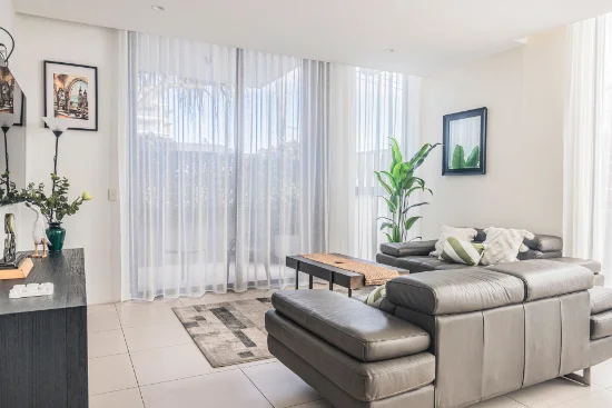 4/60 Jefferson Ln, Palm Beach, Qld 4221-Image
