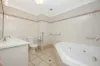 4/61 The Strand, North Ward, Qld 4810-Image