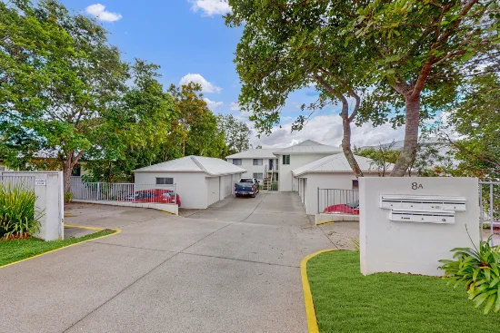 4/8A Low Street, Yandina, Qld 4561
