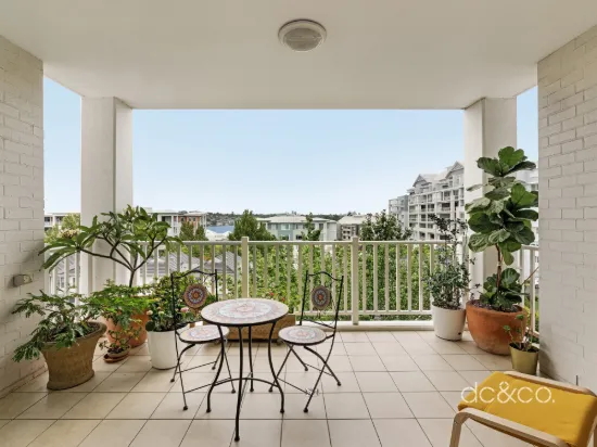 40/1 Juniper Drive, Breakfast Point, NSW 2137