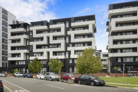 402/101C Lord Sheffield Circuit, Penrith, NSW 2750